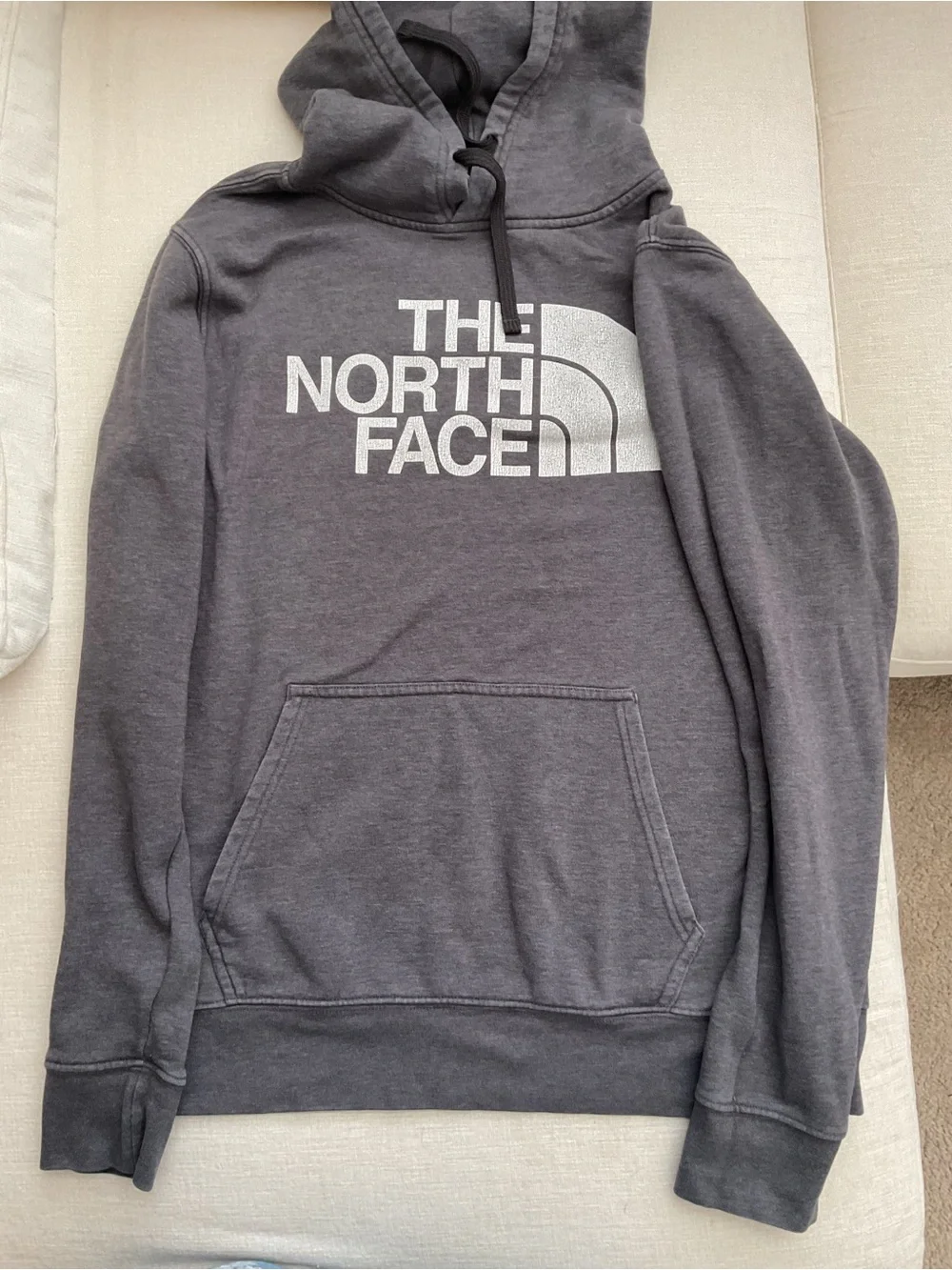 The North Face Men's Charcoal Gray Logo Pullover Hoodie
